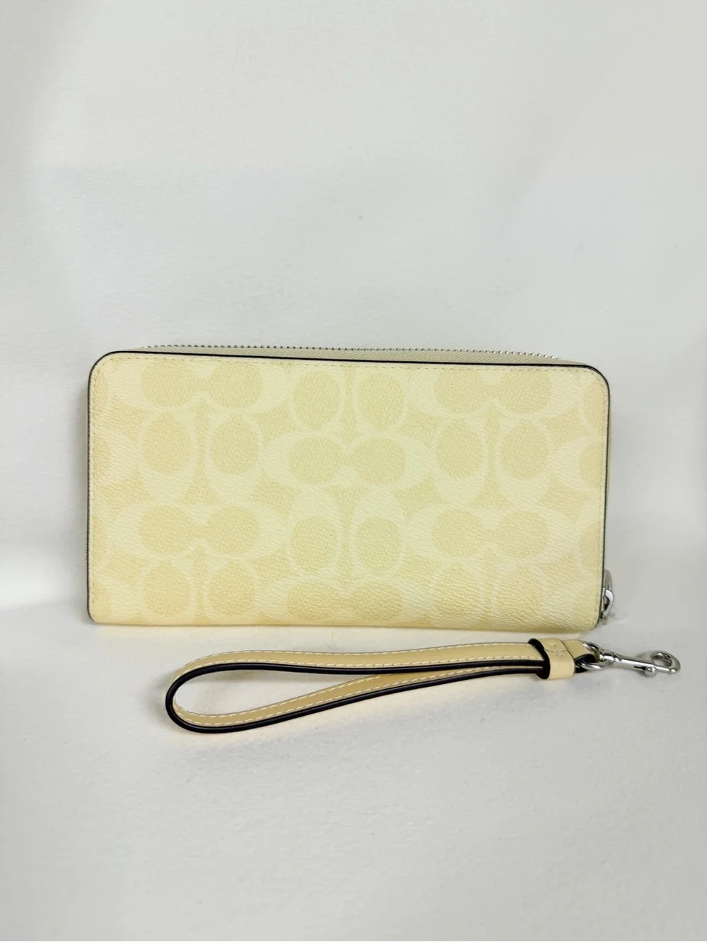 Coach Butter Yellow Long Zip Around Wallet In Signature Canvas Bag Purse cw778